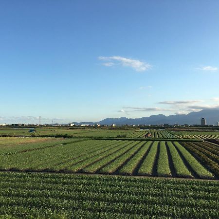 شقة 啾 gi 民宿 河畔 館 宜蘭 m 結 8 到 14 a bo 棟 民宿 Yilan المظهر الخارجي الصورة